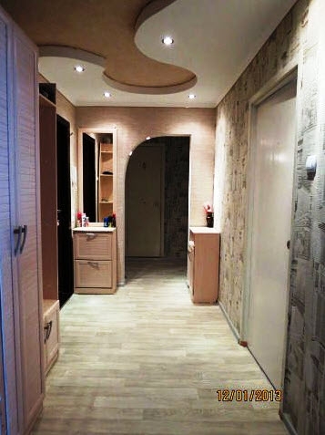 Отделка стен в прихожей: варианты декора коридора в современном стиле, чем отделать красиво и практично - 105 фото