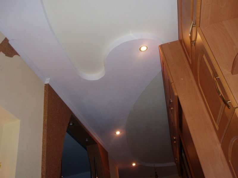Дизайн маленького коридора в квартире - 35 реальных фото